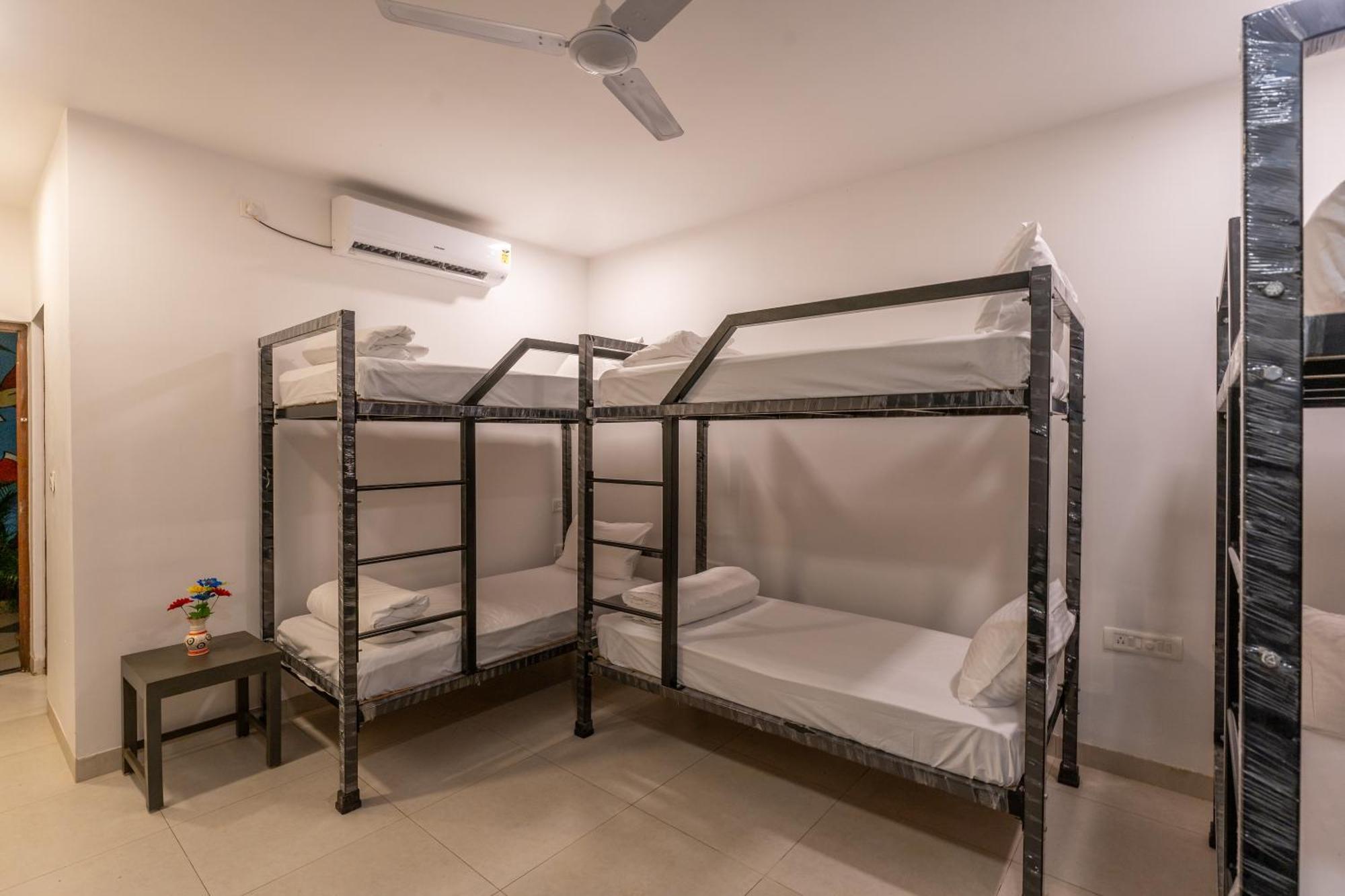 Downtown Arambol - The River Side Hostel 外观 照片